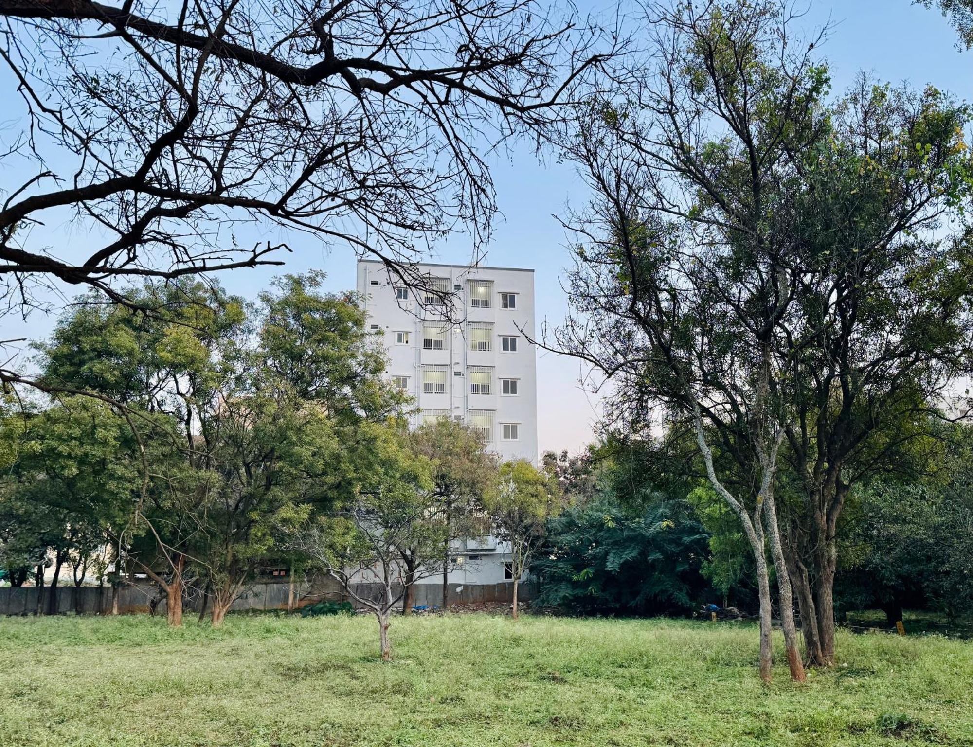 Truelife Whitefield - Premium 1 Bhk Apartments - Prime Location - Easy Access To Main Rd - Metro - Itpl - Fast Wifi - Kitchen - Smart Tv - Power Backup - Park - Garden Views Bangalore Exterior photo